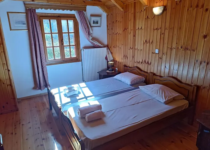 Alpstuga Masou Taygetos Artemisía